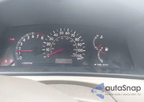 2005 Toyota Corolla Le z USA, uszkodzony, nr VIN JTDBR32E652064743